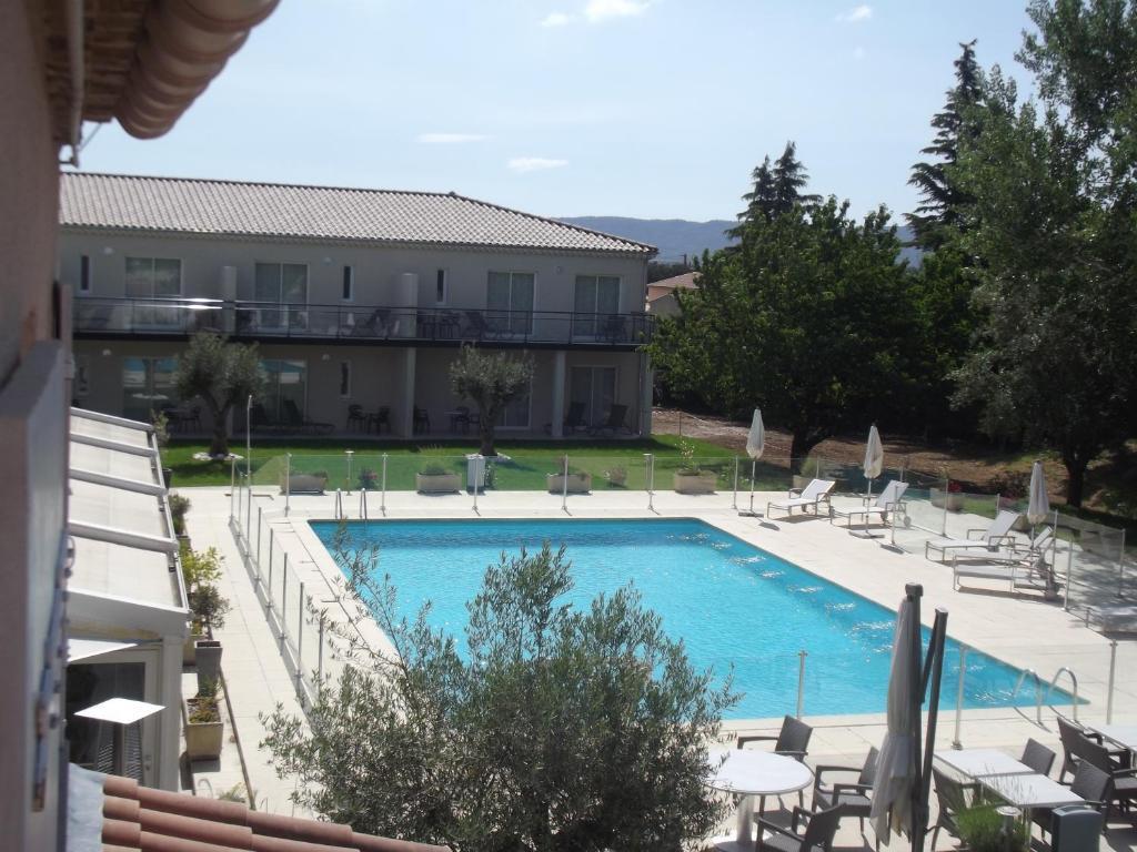 Hotel Le Domaine Des Oliviers Pierrelatte Exterior foto